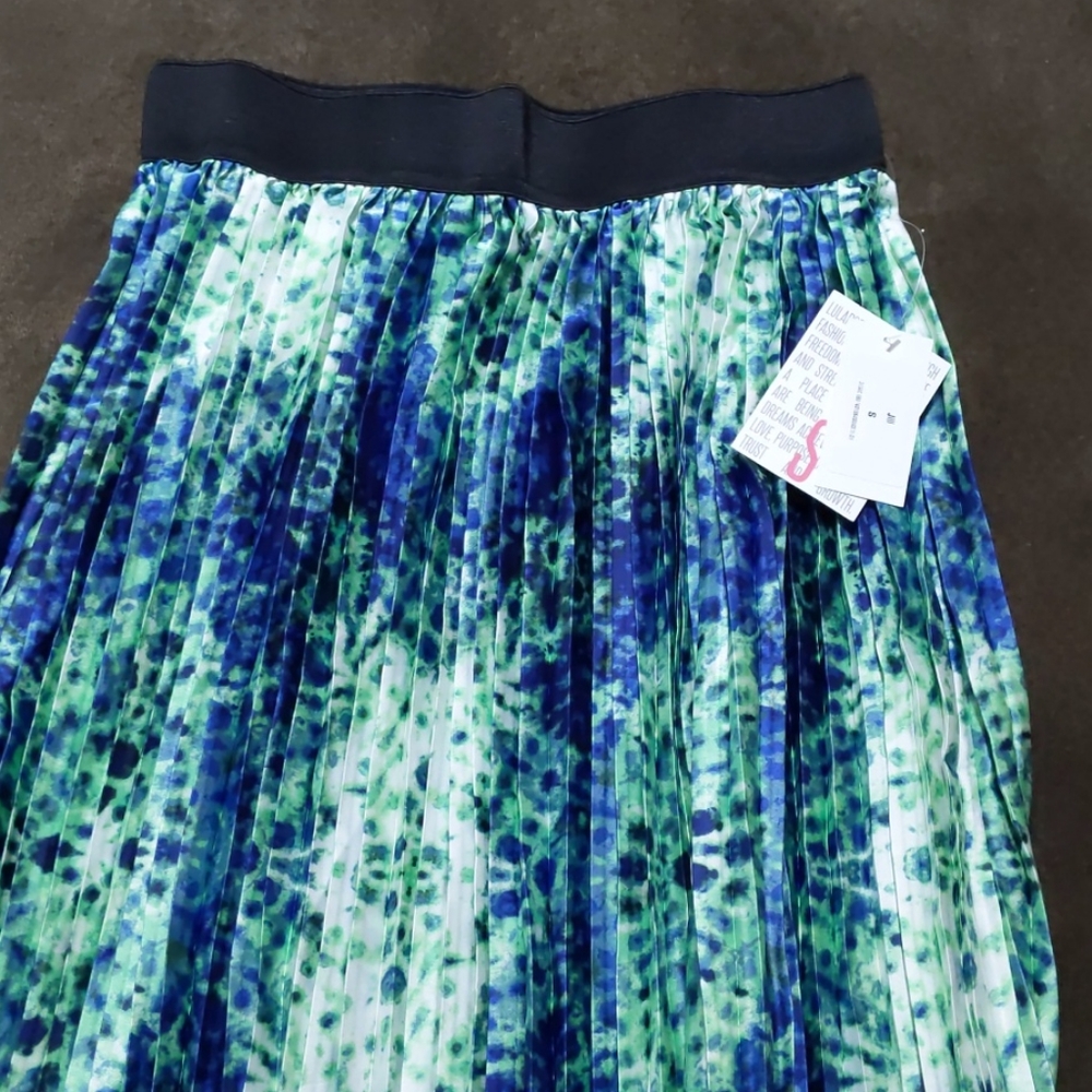 BNWT Lularoe Jill Skirt